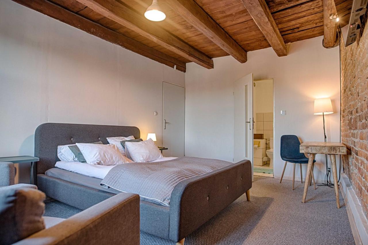 3 Bros' Hostel Cieszyn Cieszyn  Ngoại thất bức ảnh