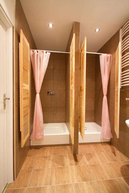 3 Bros' Hostel Cieszyn Cieszyn  Phòng bức ảnh